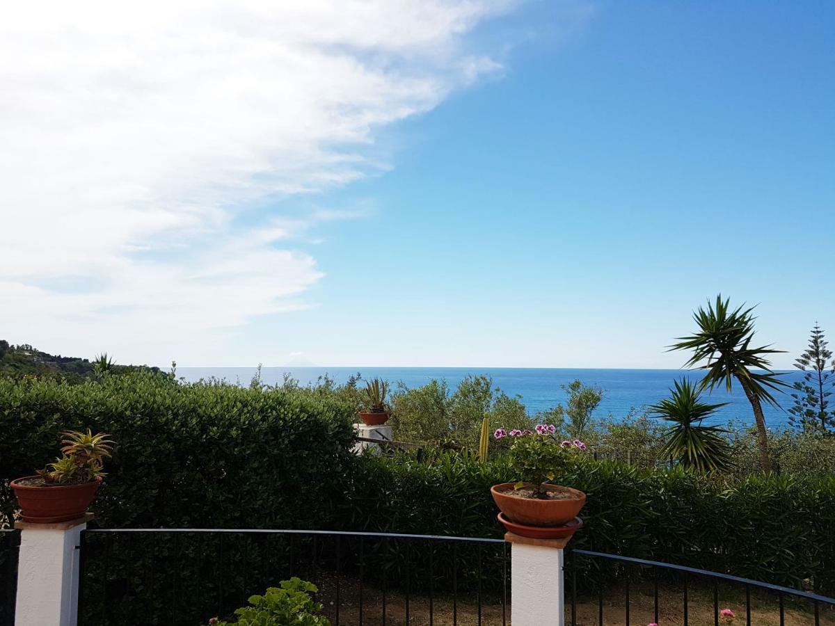 Villa Del Sogno Parghelia Bagian luar foto