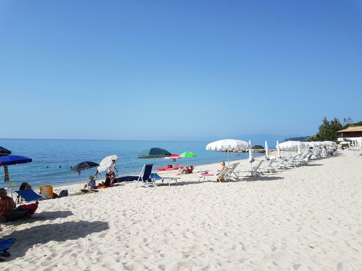 Villa Del Sogno Parghelia Bagian luar foto
